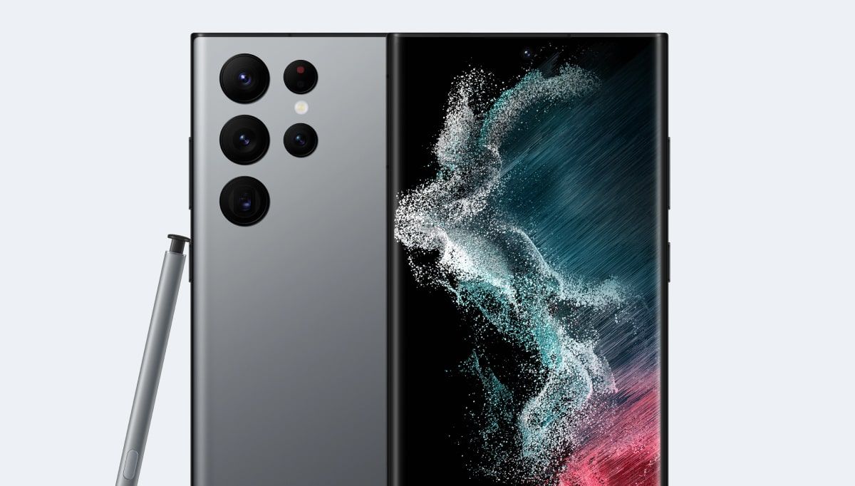 Samsung Galaxy S22 Ultra in Phantom Black showing off its sleek design.