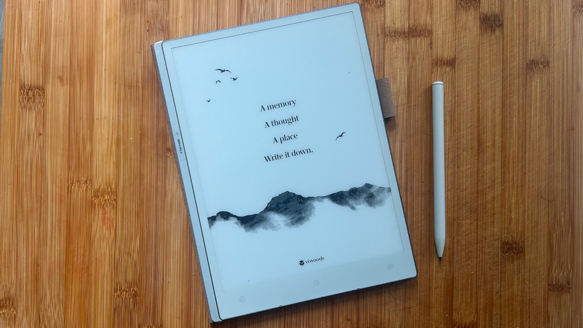 Viwoods AiPaper digital notebook on a desk