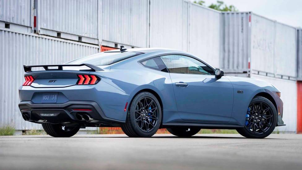 Affordable Ford Mustang 5.0 V8 Ford Mustang 5.0 V8 parked in a residential area