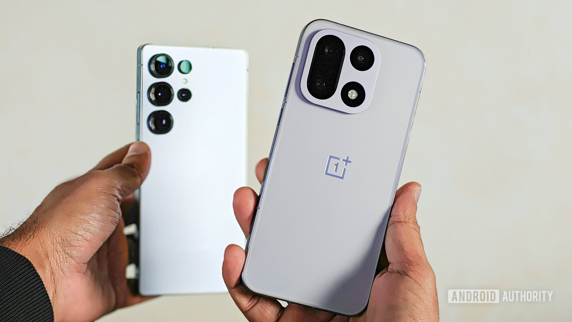 The Google Pixel 10 Pro's innovative features make it a top OnePlus 15 alternative. Google Pixel 10 Pro, a strong contender for the best OnePlus 15 alternative