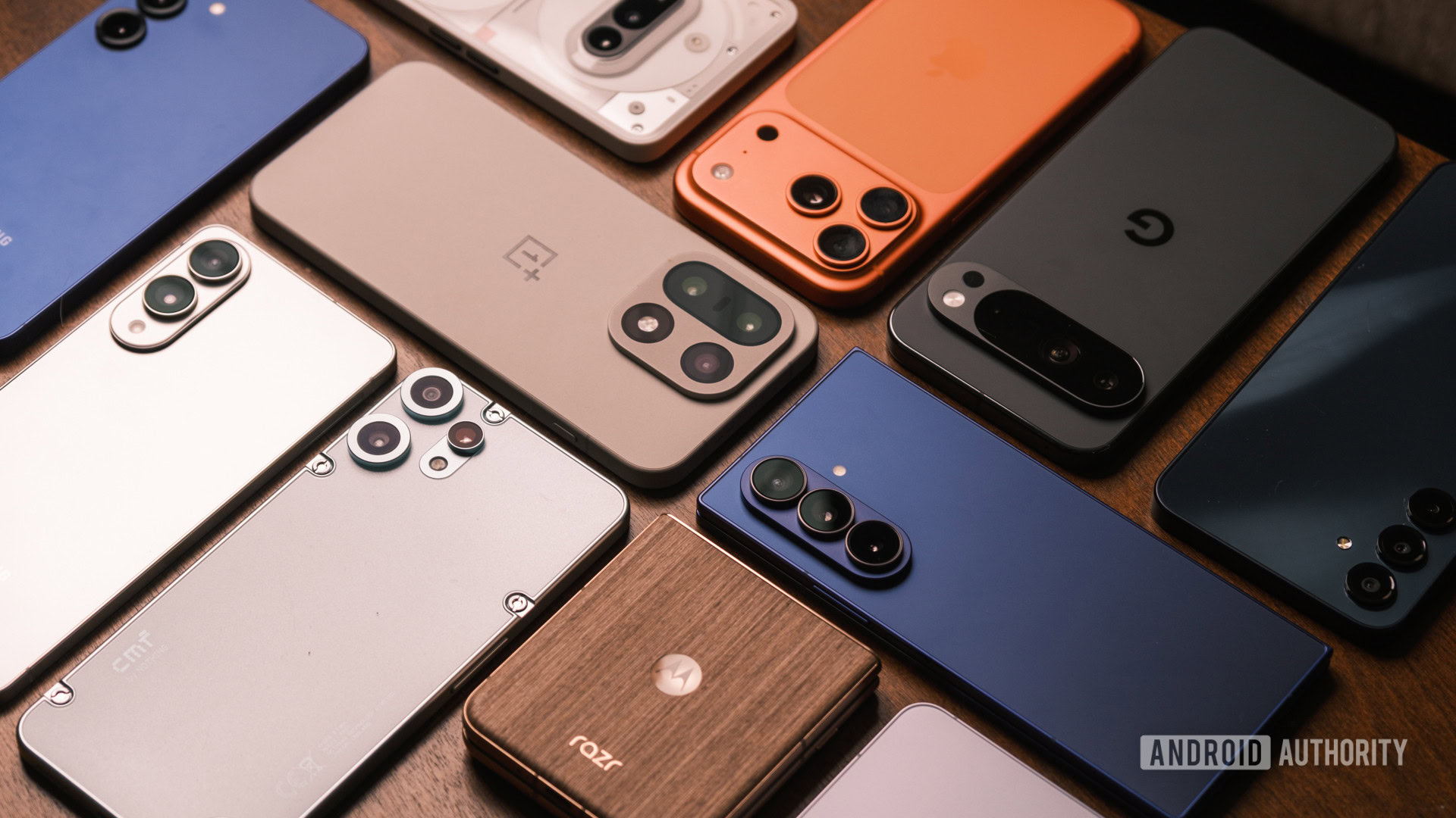 A person interacting with the large, vibrant display of the Samsung Galaxy S25 Ultra, highlighting its user experience.