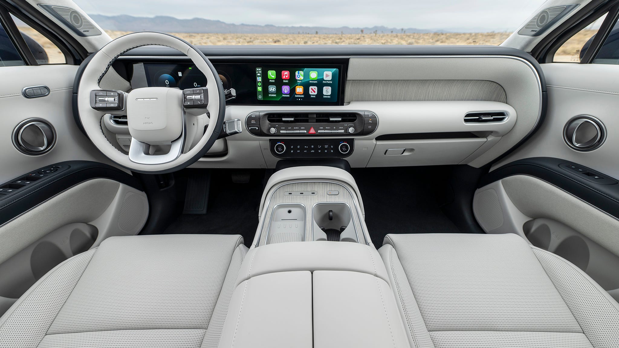 Expansive and luxurious dashboard of the 2026 Hyundai Palisade Hybrid Calligraphy trim