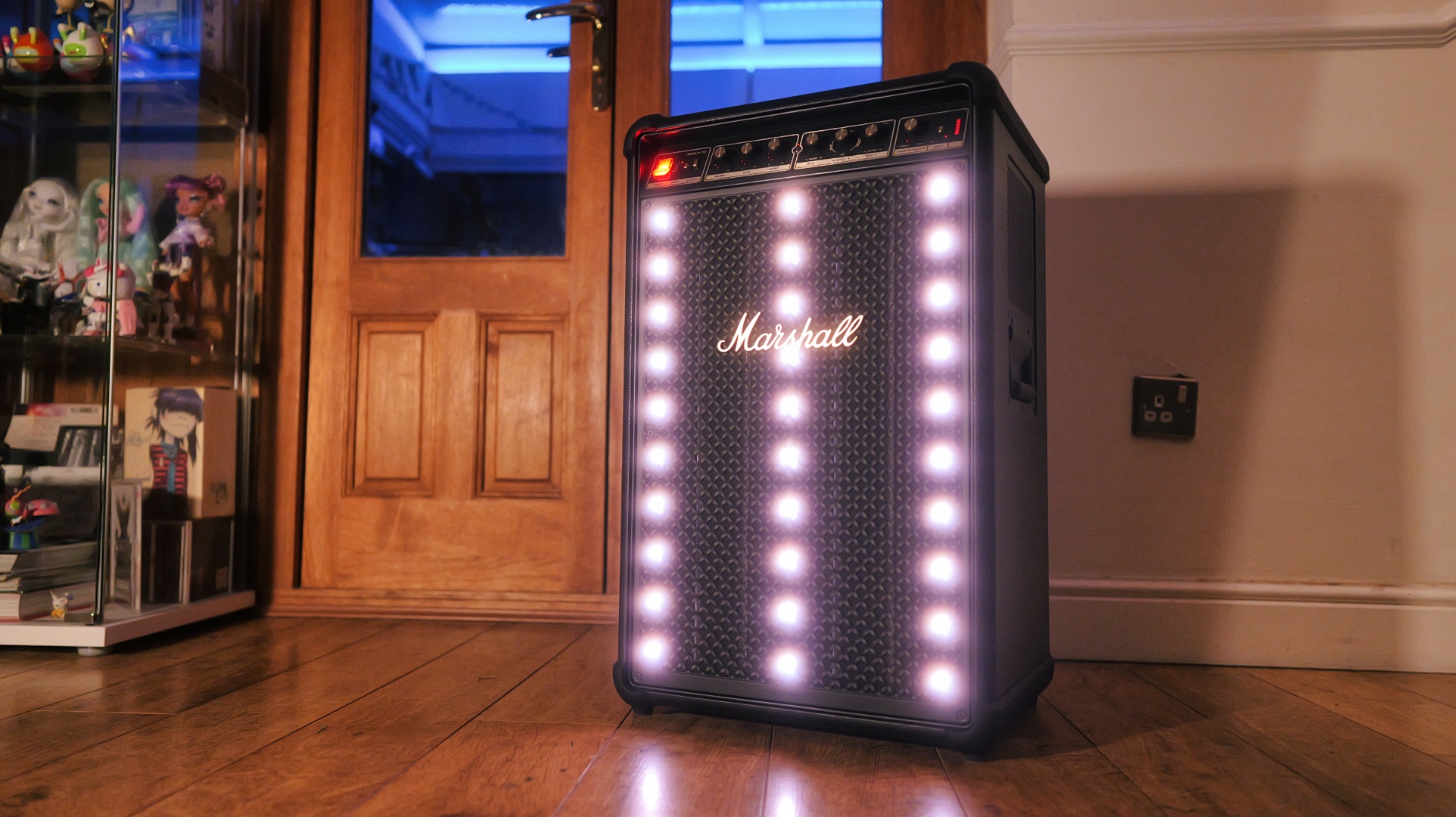 Front view of the Marshall Bromley 750 amplifier head with its classic gold panel